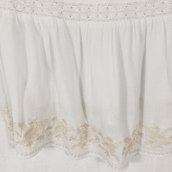 In Loom, Boho Top, Small, White with Tan Embroidery Detail and Lace Trim, Beachy - Picture 9 of 16